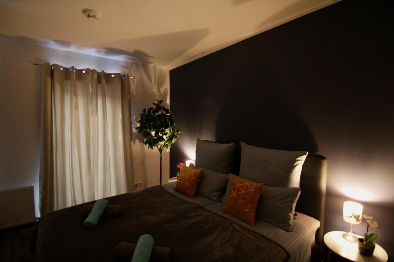 Fewozauber - Domspatz, 50Qm, Top-Lage, Style, Dachterrasse, Business شفيرين المظهر الخارجي الصورة